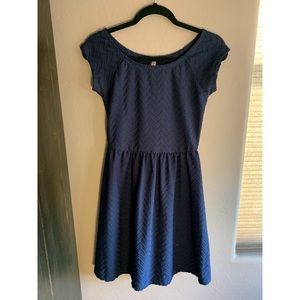 🌟 Xhilaration Dark Navy Blue Patterned Textured Dress Small Petite